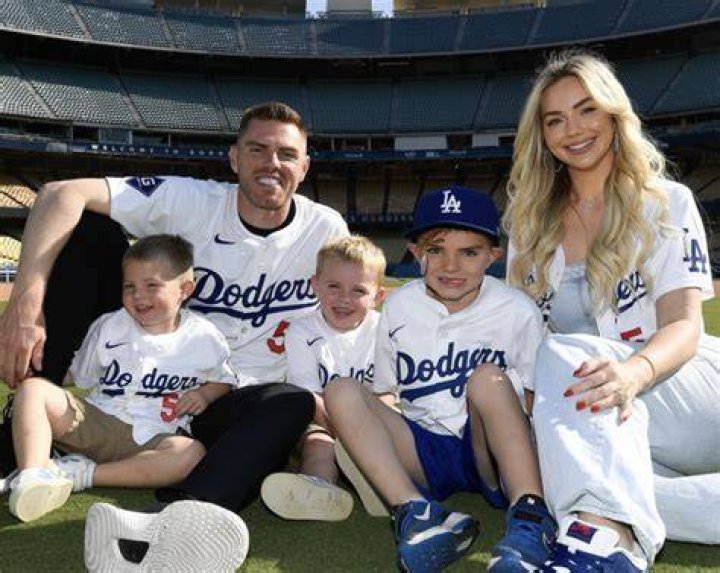 Know everything about Freddie Freeman's Wife Chelsea!