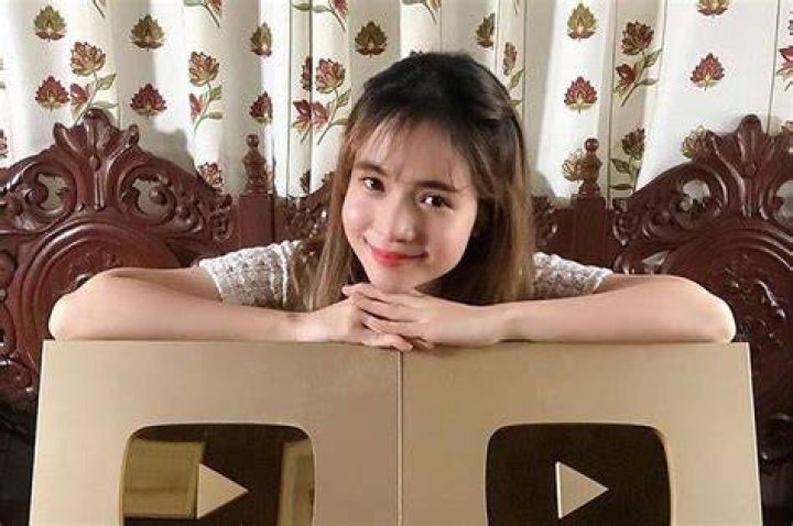 Kristel Fulgar gets two YouTube's Gold Play Buttons Philippine Times