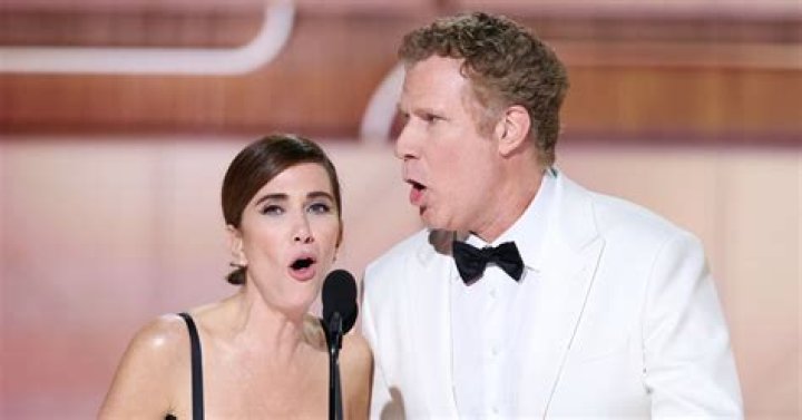 Kristen Wiig 2024 Boyfriend, net worth, tattoos, smoking & body