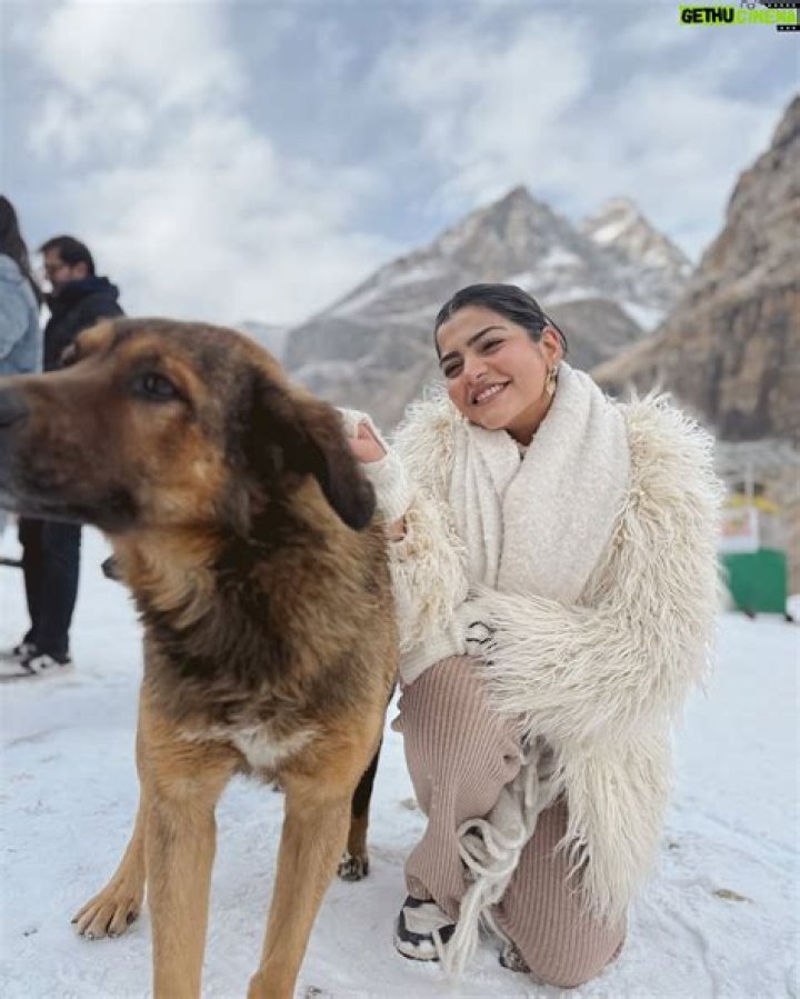 Kritika Khurana Wiki, Biography, Age, Family, Images News Bugz