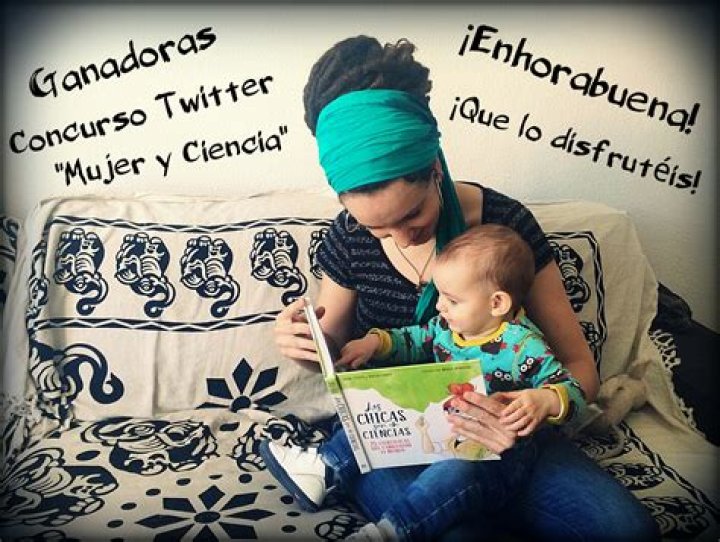 La can&iacute;bal de Twitter Mujer se come a s&iacute; misma y se comparte en video