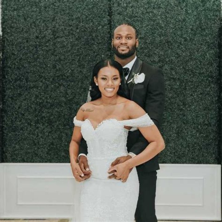 Latavius Murray Wife Shauntay Skanes Is In US Navy