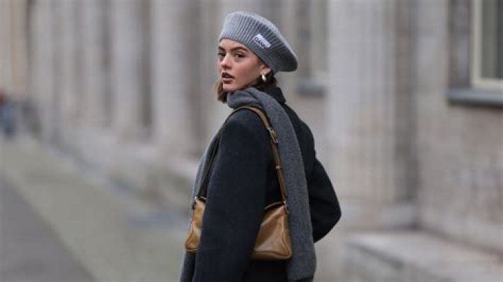 Leanne Leanne, Winter hats, Fashion