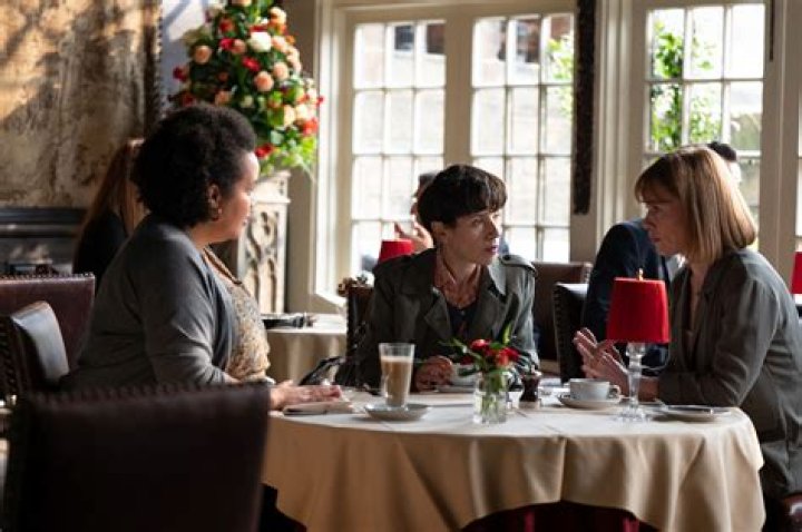 Lee Ingleby Relationships: Unveiling The Secrets Of A Strong Bond