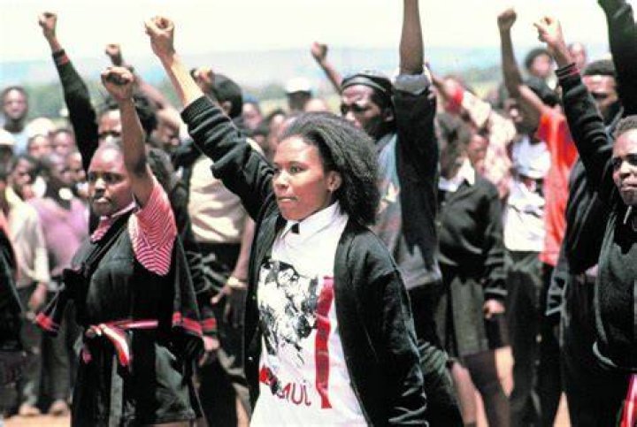 LELETI ENCOURAGES OTHERS LIVING WITH VITILIGO! Daily Sun