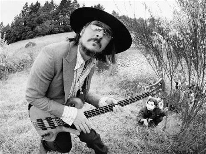 Les Claypool The Legendary Primus Bassist and His Unconventional