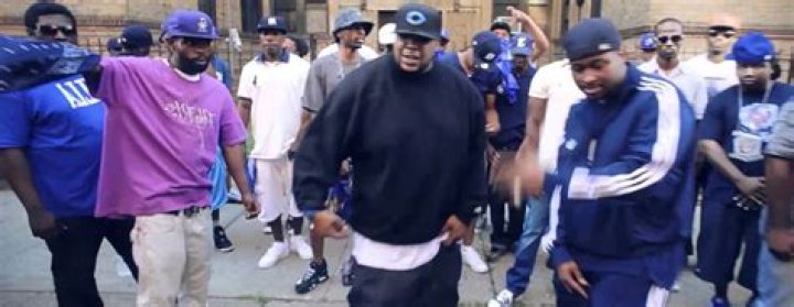 Les Rappeurs Crips, un Gang Myst&eacute;rieux... Bandana District & B.District