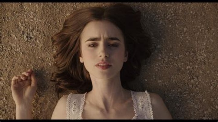 Lily Collins / lily_collins Nude Leaks OnlyFans Photo 17 Fapeza