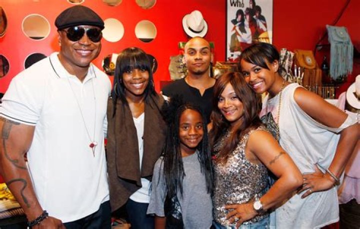 LL Cool and son with Andre Harrell VH1 Hip Hop Honors 2007 at