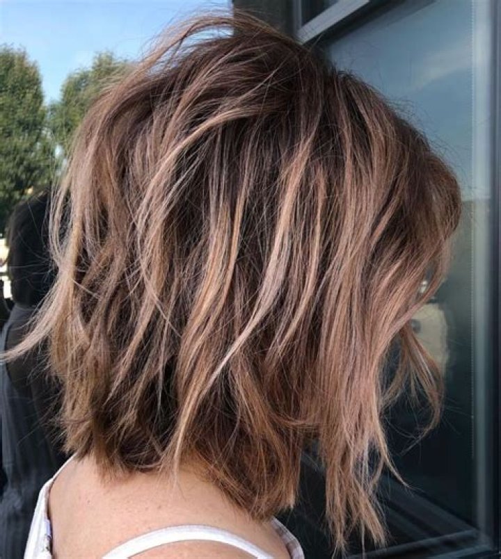 Long Shaggy Bob With Bronde Highlights Messy bob hairstyles, Shag