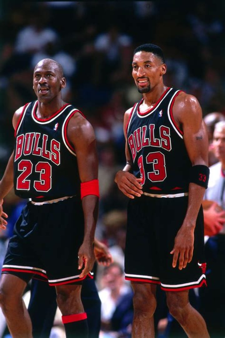 Look Scottie Pippen's Wife Drags Christian Laettner Over Debt Owed to