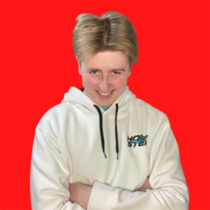Luke Davidson Shorts Net Worth & Earnings (2023)