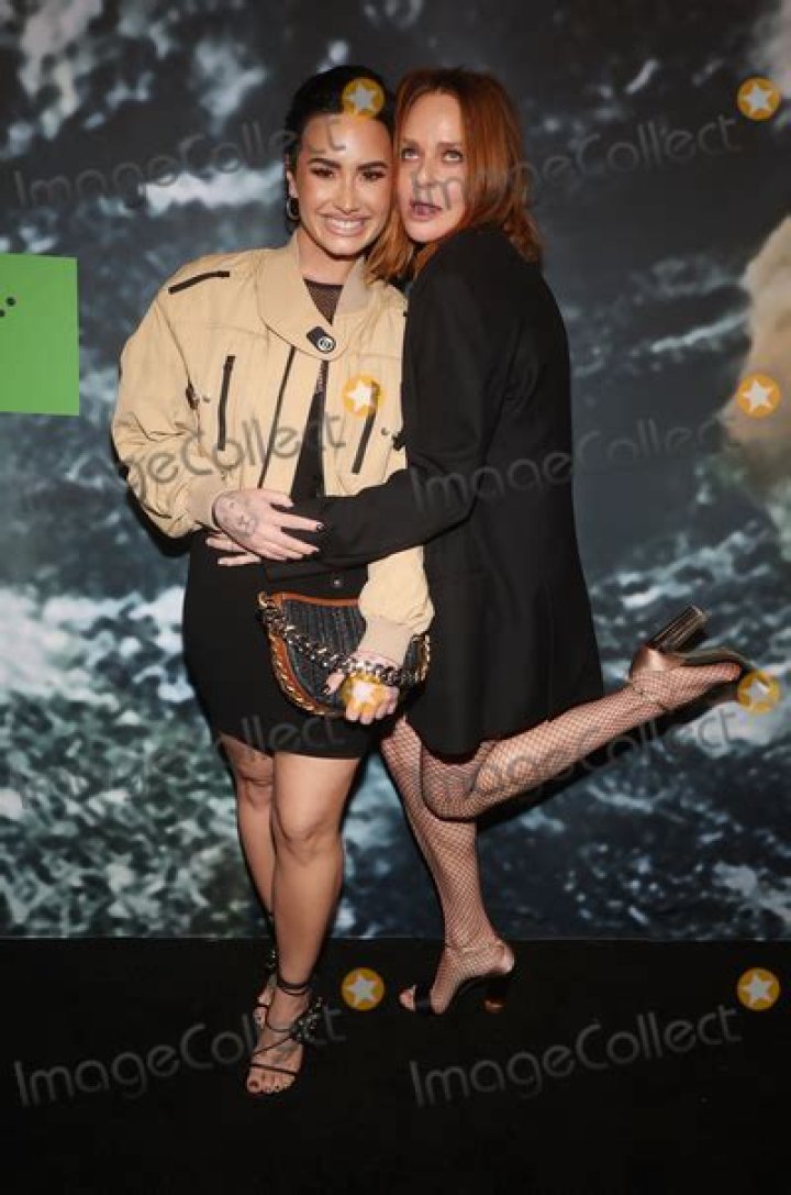 Madelyn Cline Birthday Demi Lovato Happy Birthday, Simon Cowell