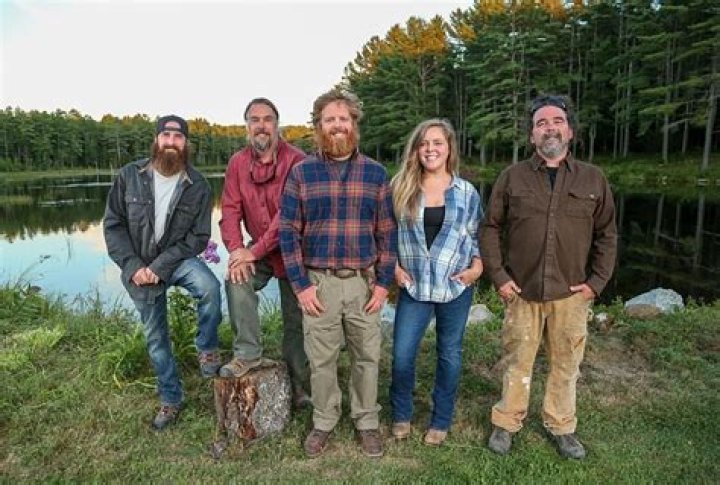 Maine Cabin Masters Release Great New Cast Photos
