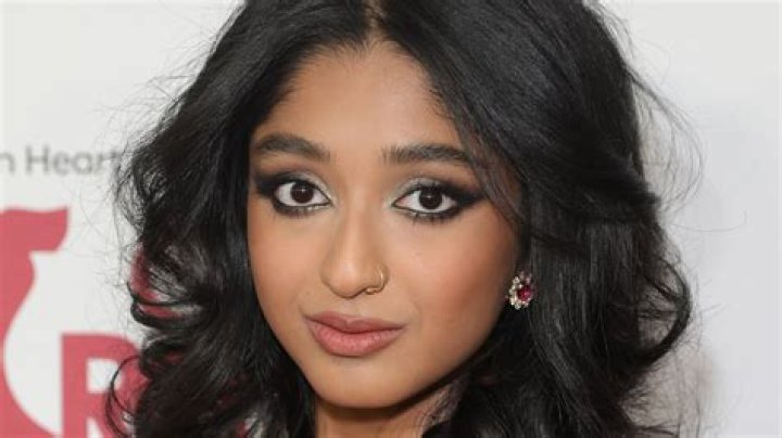 Maitreyi Ramakrishnan&rsquo;s Hair at the 'Never Have I Ever' Premiere Goes