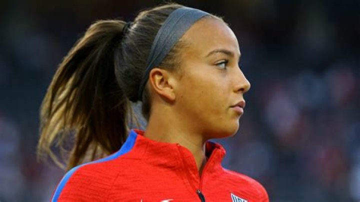 Mallory Pugh Ethnicity And Race Where Are Her Parents From? Family