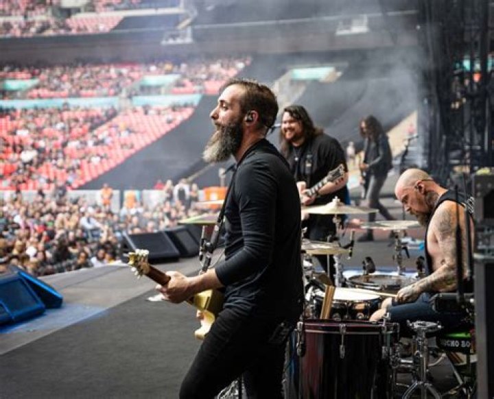 Mammoth WVH Take Wembley Stadium By Storm A Future Giant In The Making
