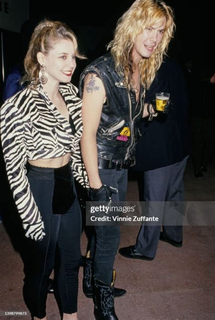 Mandy Brixx Who was Duff McKagan's first wife? Gistbay