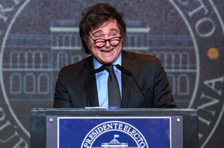 Marcos Reeves Headline Milei Presidente Y Vice