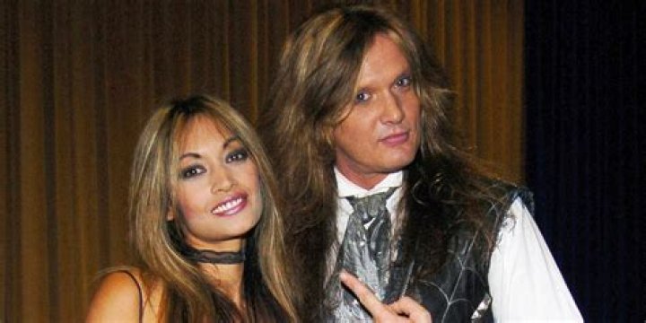 Maria Aquinar and Sebastian Bach's relationship! Who is he married to