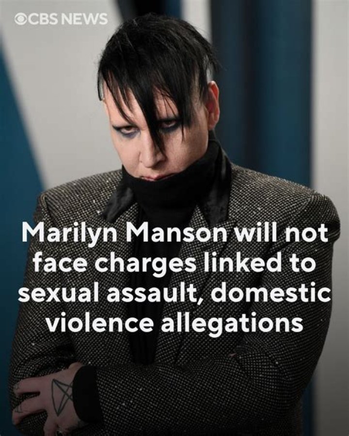 Marilyn Manson Facing Assault Charges For Spitting At New Hampshire Show