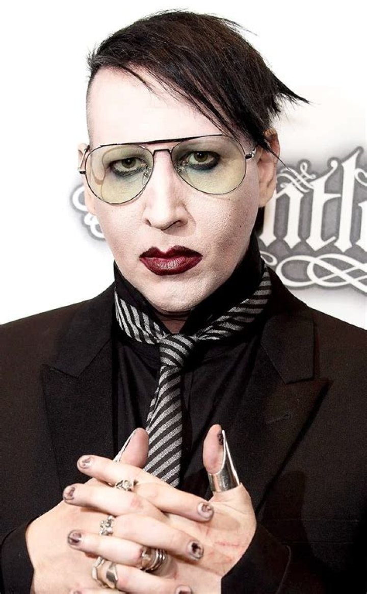 Marilyn Manson Height, Age, Bio, Weight, Net Worth, Facts and Family