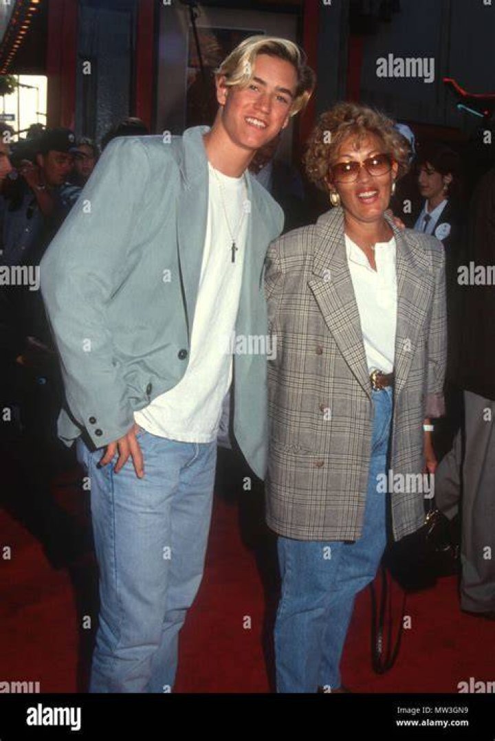 MarkPaul Gosselaar's mom Paula MarkPaul Gosselaar The best retro