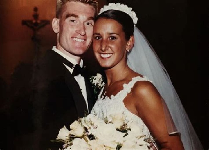 Marty Smith is Married to Wife Lainie Smith. Kids.