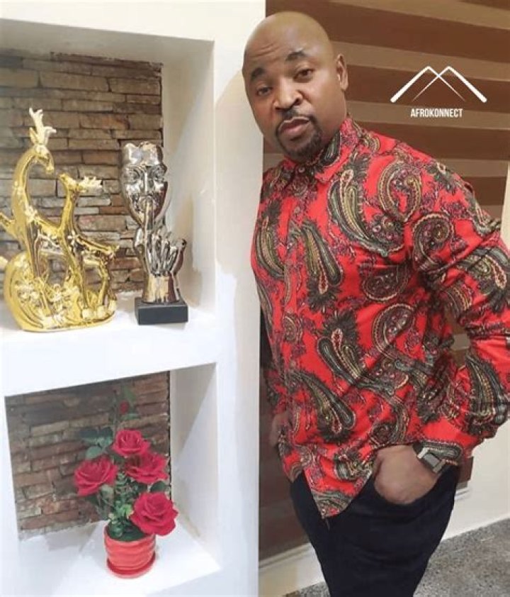 MC Oluomo Biography, Real Name, Age, Education, Career and Net Worth