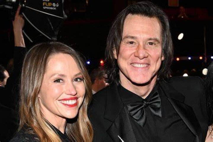 Meet Jim Carrey&rsquo;s 32YearOld Daughter Jane Carrey Who Became a Singer