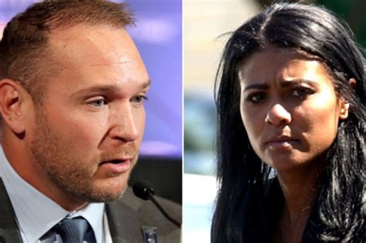 Meet Laurie Urlacher, Exwife of Formal American Footballer linebacker