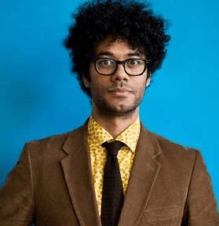 Meet Richard Ayoade Sister Sin&eacute;ad Ayoade Family Tree