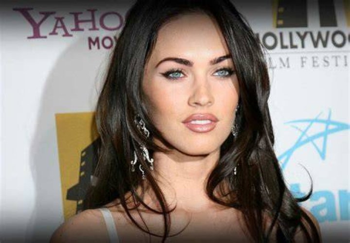 Megan Fox Sexy (10 Photos) Sexy Youtubers🔥