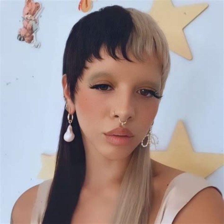 Melanie Martinez Haircut SexiezPicz Web Porn