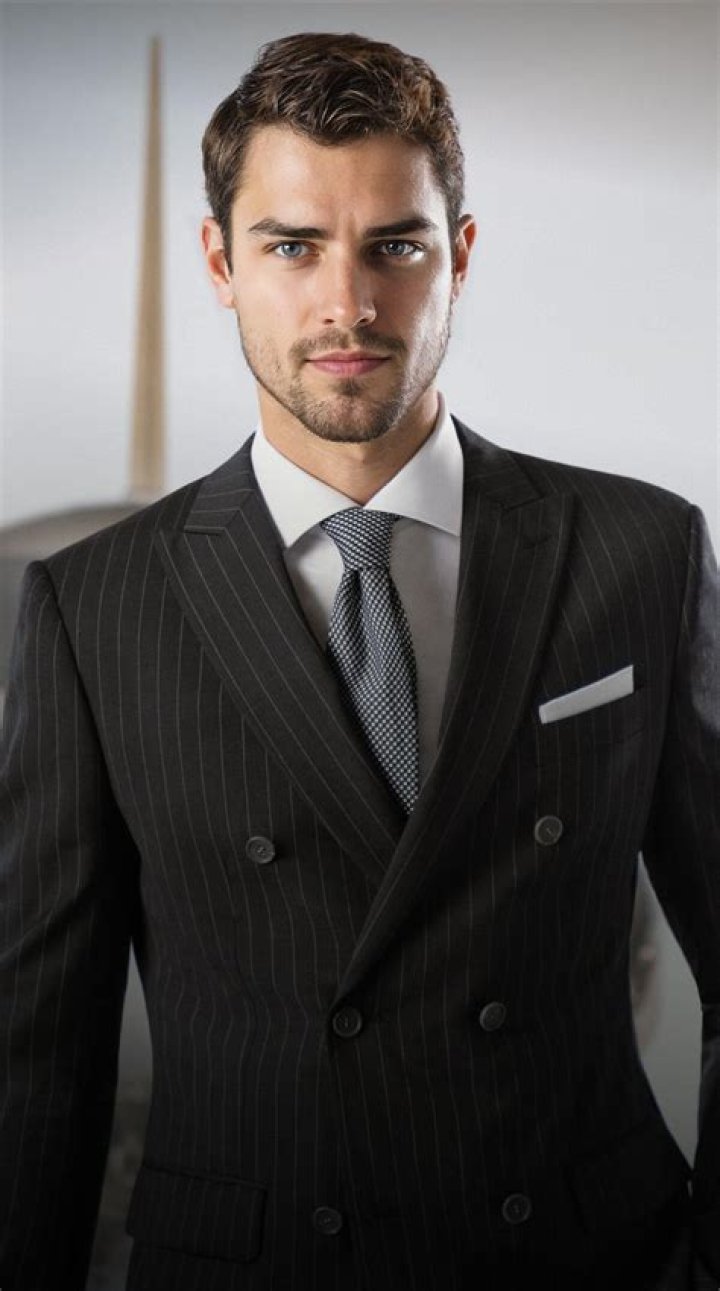 Men in Suits Business portrait photography, Headshot poses, Business