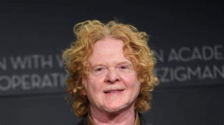 Michael James Hucknall Net Worth September 2023, Salary, Age