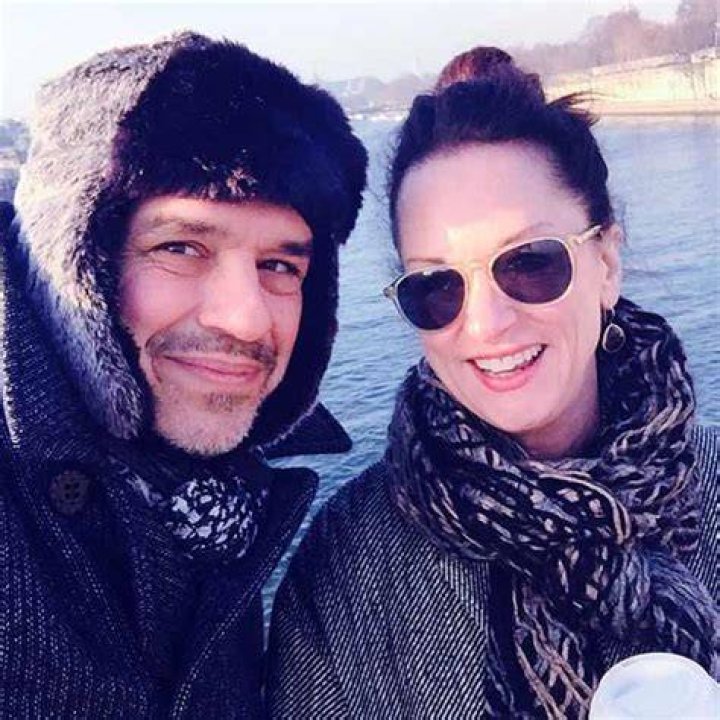 Michael Symon Net worth, Wife Liz Shanahan 15 Facts you should know