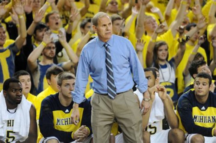 Michigan basketball coach John Beilein recovering after doublebypass