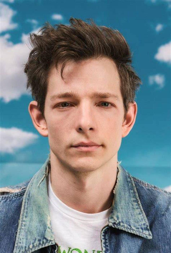 Mike Faist's Sexuality Unveiling The Truth Behind The Rumors "Is Mike