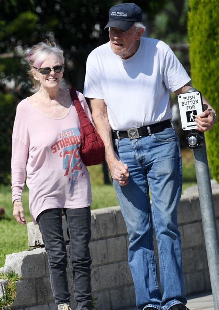 Mike Farrell and Shelley Fabares Photos Photos Celebrities Arrive at