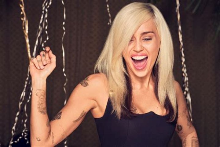 Miley Cyrus Net Worth 2023
