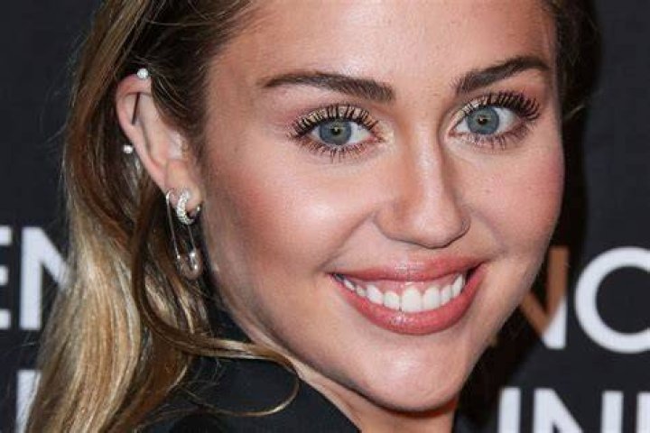 Miley Cyrus' tattooed brother Trace REFUSED entry to restaurant because