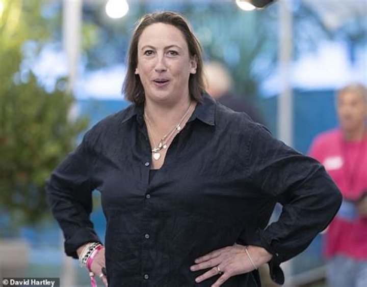 Miranda Hart confirms eponymous has come to an end as she bows