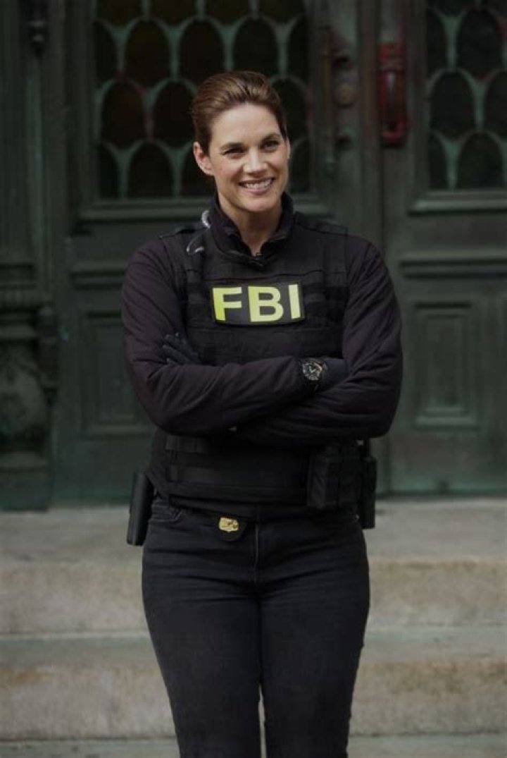 Missy Peregrym HawtCelebs