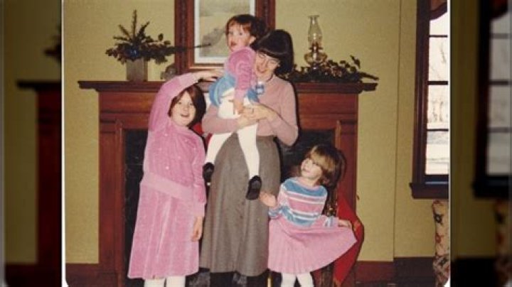 Mitch Mcconnell First Wife