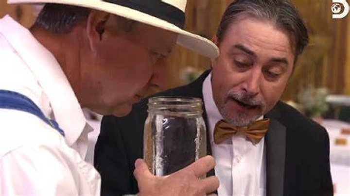 Moonshiners exclusive Nervous groom Tickle gets hammered before his