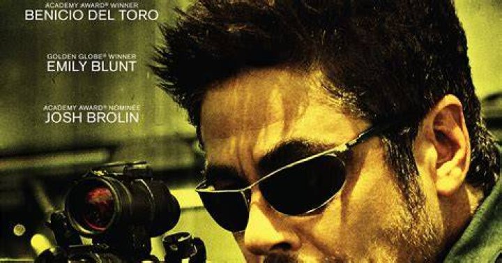 MOVIE REVIEW SICARIO (2015) GOLLUMPUS
