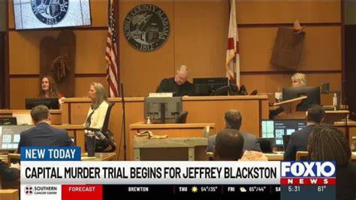 Murder trial begins in slaying of Hulen Mall store employee
