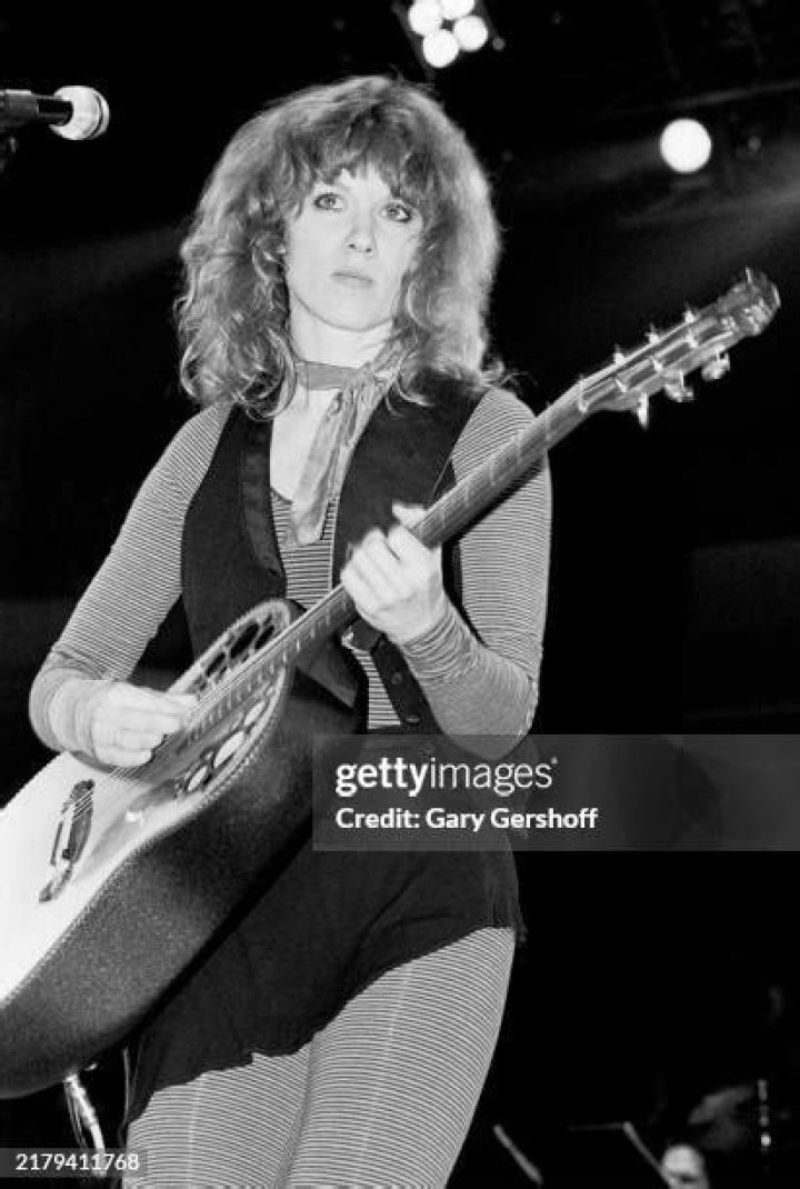 Nancy Wilson ☆ Rock Guitar Legends Photo (32195472) Fanpop
