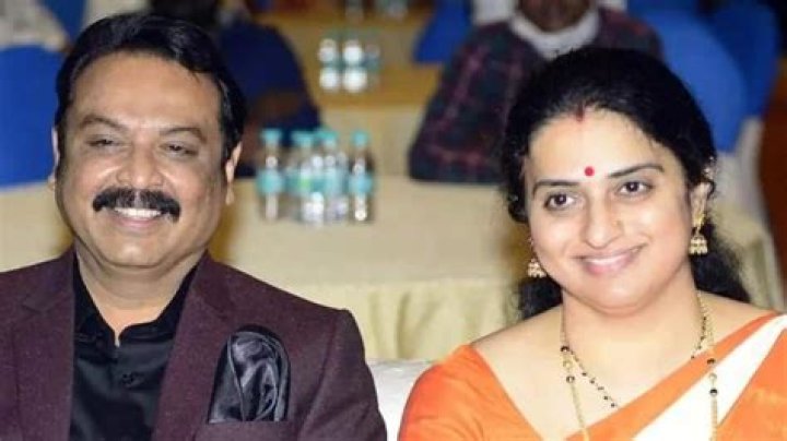 Naresh and Pavithra Lokesh get married; watch dreamy wedding video